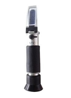 Refractometer